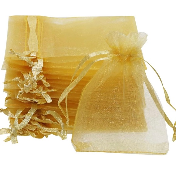 Final sale‼️ Small Organza gold bags 90pc for favors - Picture 2 of 2